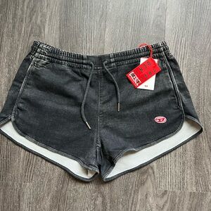 NWT DIESEL SHORT SHORTS